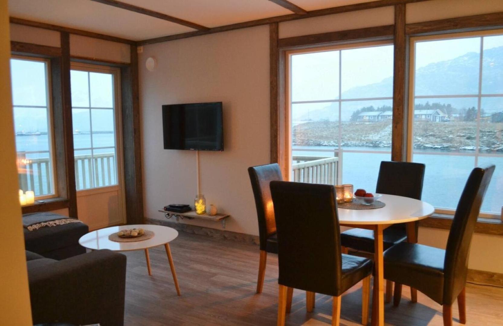 Fredvang Seahouse, Apartment B Buitenkant foto